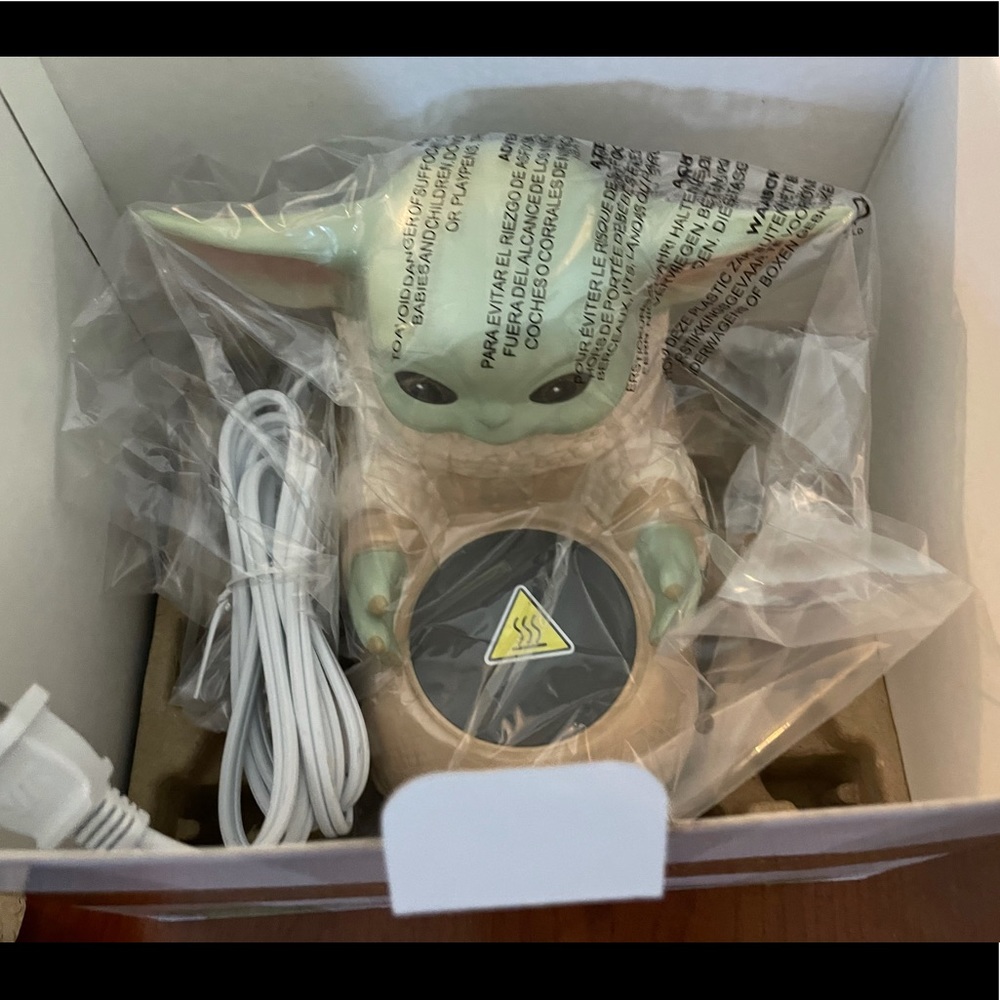 Scentsy “The Child” Mandalorian wax warmer